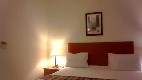 rob18997 online show from 11/29/25, 09:40