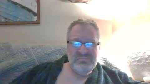 rob872217 online show from 02/25/25, 08:47