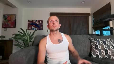 Snapshot of rob_ryder chatting on 05/06/26, 01:47 rob ryder online show from 05/06/26, 01:47