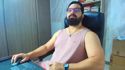 Robby online show from 12/17/25, 04:40