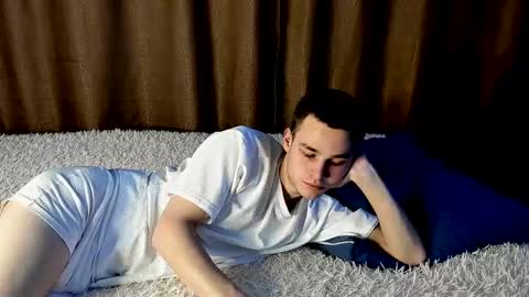 robert10211 online show from 03/02/26, 03:30