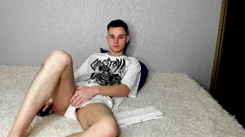 robert10211 online show from 04/10/26, 05:50