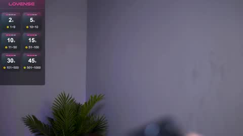 Roberta online show from 09/14/25, 07:51