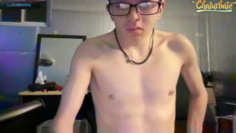 Snapshot of robertcicijr21 chatting on 02/05/25, 08:11 Robert Cici Jr. online show from 02/05/25, 08:11