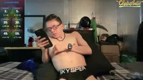 Snapshot of robertcicijr21 chatting on 02/08/25, 03:19 Robert Cici Jr. online show from 02/08/25, 03:19