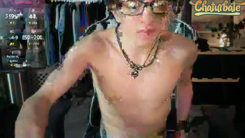 Snapshot of robertcicijr21 chatting on 10/10/25, 11:20 Robert Cici Jr. online show from 10/10/25, 11:20