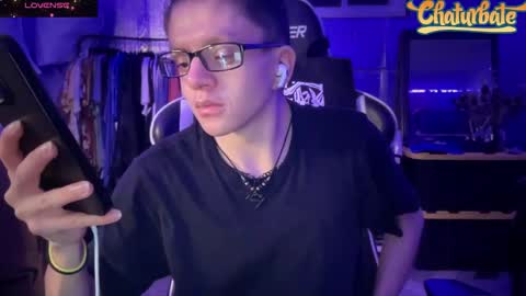 Snapshot of robertcicijr21 chatting on 11/07/25, 03:06 Robert Cici Jr. online show from 11/07/25, 03:06