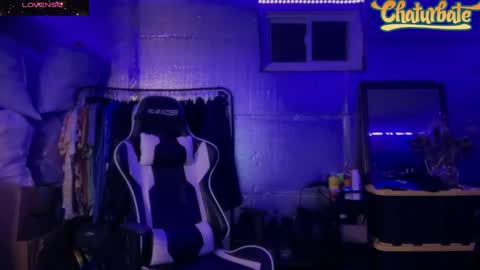 Snapshot of robertcicijr21 chatting on 11/10/25, 03:05 Robert Cici Jr. online show from 11/10/25, 03:05