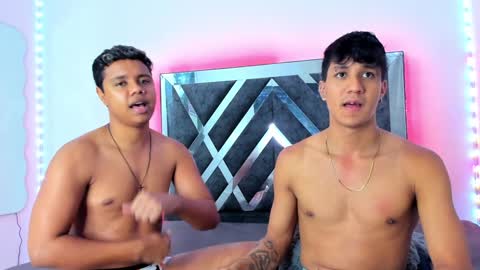 Robert Miller And Mael Thompson  online show from 01/06/25, 04:36