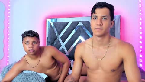 Robert Miller And Mael Thompson  online show from 01/15/25, 04:36