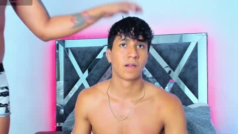 Robert Miller And Mael Thompson  online show from 03/02/25, 05:33