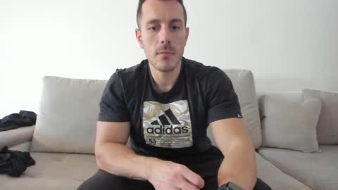 roberto4ever online show from 02/25/25, 12:45