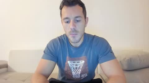 roberto4ever online show from 11/23/25, 06:35