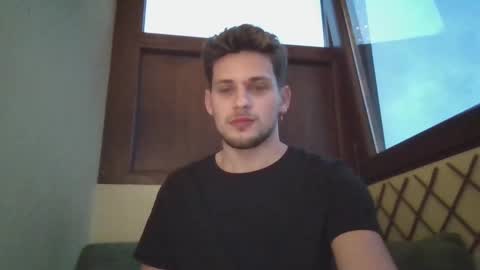 Snapshot of roberto_twink1 chatting on 02/03/25, 05:40 Roberto online show from 02/03/25, 05:40