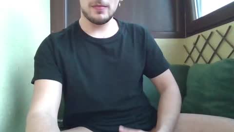 Snapshot of roberto_twink1 chatting on 02/03/25, 08:46 Roberto online show from 02/03/25, 08:46