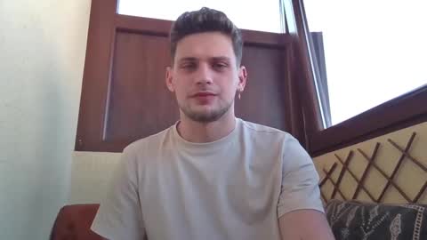 Snapshot of roberto_twink1 chatting on 02/11/25, 09:31 Roberto online show from 02/11/25, 09:31