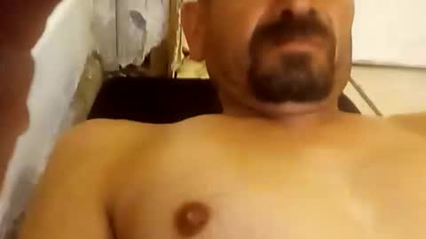 Snapshot of robertsaiz4200 chatting on 11/21/25, 11:25 robertsaiz4200 online show from 11/21/25, 11:25