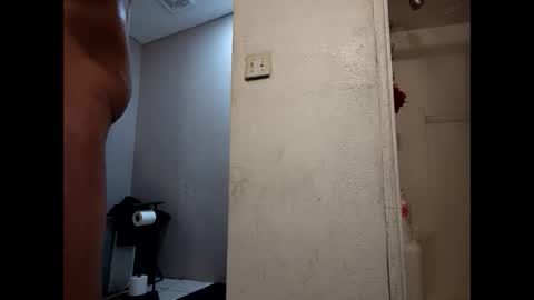 Snapshot of robertsaiz4200 chatting on 02/03/26, 05:05 robertsaiz4200 online show from 02/03/26, 05:05