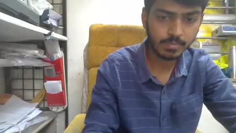 Snapshot of robertsalia220 chatting on 12/27/24, 07:29 Robertsalia online show from 12/27/24, 07:29