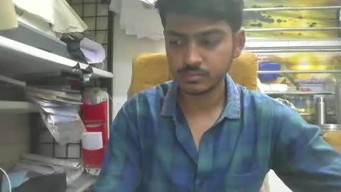 Snapshot of robertsalia220 chatting on 03/01/25, 12:23 Robertsalia online show from 03/01/25, 12:23