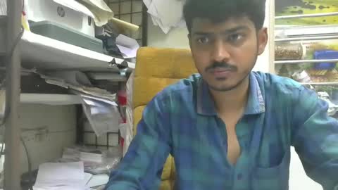 Snapshot of robertsalia220 chatting on 03/06/25, 02:18 Robertsalia online show from 03/06/25, 02:18