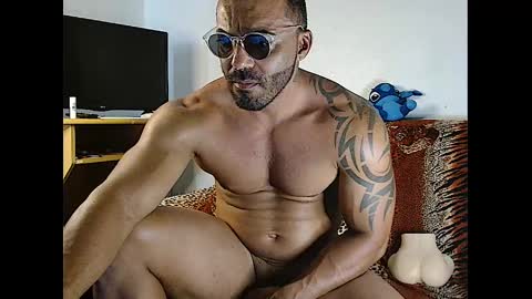 Snapshot of robertuxx chatting on 01/13/25, 06:59 BRAZILIAN BOY online show from 01/13/25, 06:59