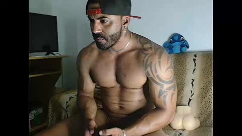 Snapshot of robertuxx chatting on 01/23/25, 02:07 BRAZILIAN BOY online show from 01/23/25, 02:07