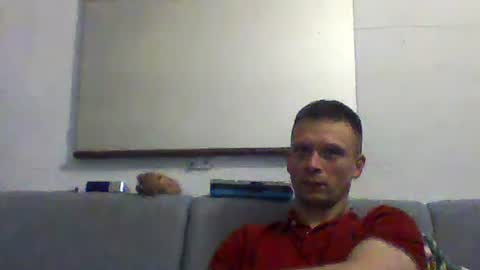 Snapshot of robertxxxpo chatting on 12/26/24, 05:26 Zenek online show from 12/26/24, 05:26