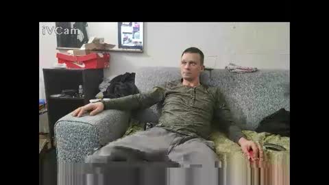 Snapshot of robertxxxpo chatting on 02/03/25, 12:15 Zenek online show from 02/03/25, 12:15