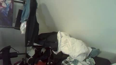 Snapshot of robertxxxpo chatting on 11/22/25, 07:24 Zenek online show from 11/22/25, 07:24