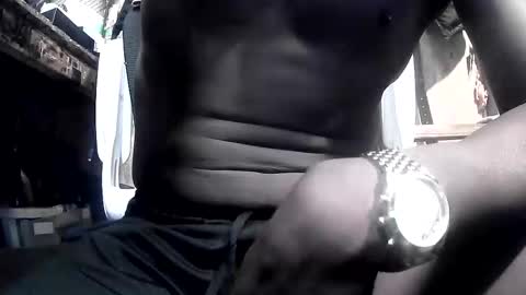 Snapshot of robinbankzs chatting on 11/07/25, 04:29 robinBankzs online show from 11/07/25, 04:29