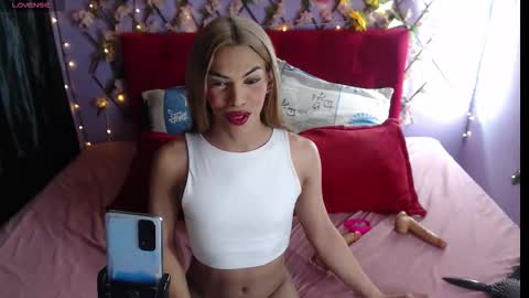 Margot Ferrer online show from 02/06/26, 05:23