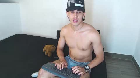 Snapshot of robisson_zack chatting on 09/27/25, 11:59 Robisson Zack online show from 09/27/25, 11:59