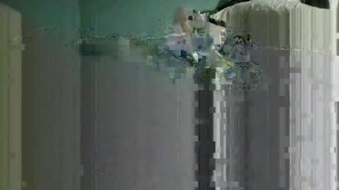 Snapshot of roblee122 chatting on 02/16/26, 04:41 roblee122 online show from 02/16/26, 04:41