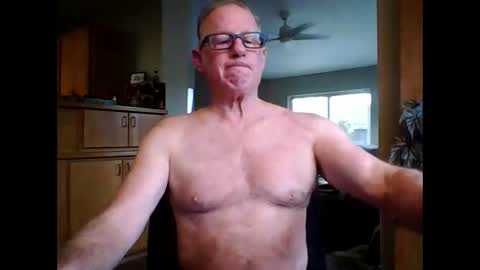 robo0000 online show from 11/05/25, 06:30