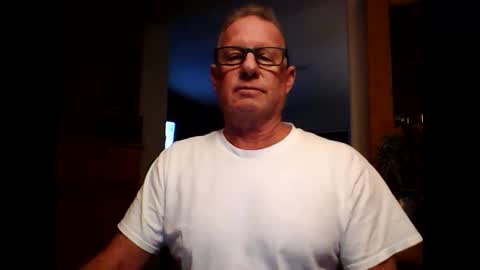 robo0000 online show from 11/18/25, 01:22