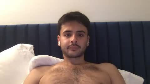 robthefalcon17 online show from 09/27/25, 02:16