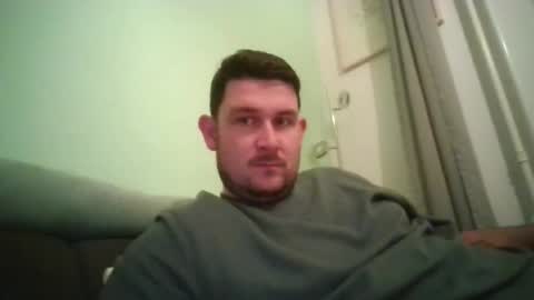 Snapshot of robtheman94 chatting on 10/19/25, 09:04 Robin online show from 10/19/25, 09:04