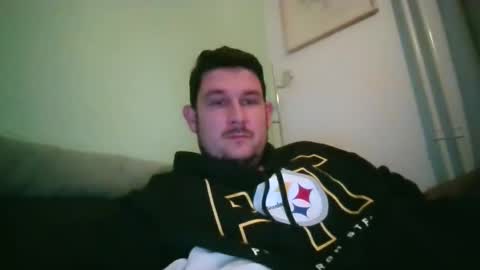 Snapshot of robtheman94 chatting on 11/10/25, 09:36 Robin online show from 11/10/25, 09:36