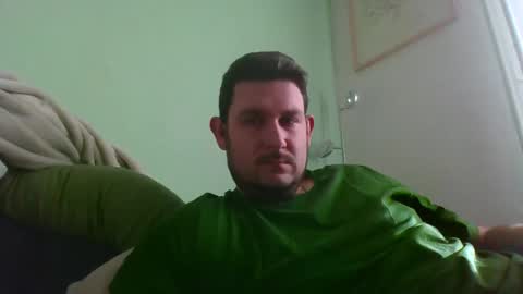 Snapshot of robtheman94 chatting on 12/14/25, 09:58 Robin online show from 12/14/25, 09:58