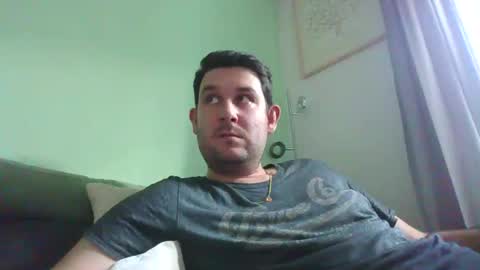 Snapshot of robtheman94 chatting on 12/21/25, 01:18 Robin online show from 12/21/25, 01:18