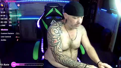Snapshot of robun1801 chatting on 09/21/25, 04:41 Tequila and Whiskey online show from 09/21/25, 04:41