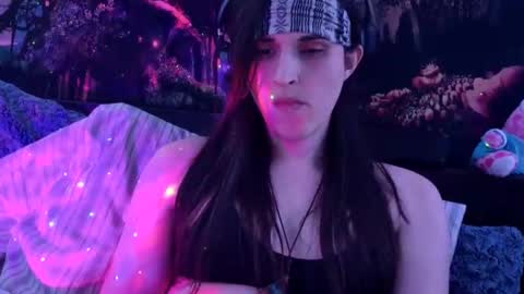 Snapshot of robyn684 chatting on 11/11/25, 04:23 Robyn online show from 11/11/25, 04:23