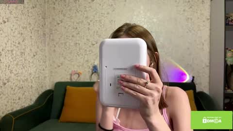 robynsentinella online show from 04/19/26, 03:06