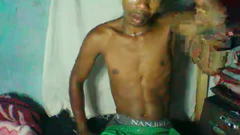 Snapshot of rocardo1510 chatting on 03/01/25, 01:43 rocardo1510 online show from 03/01/25, 01:43