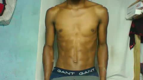 Snapshot of rocardo1510 chatting on 03/04/25, 04:17 rocardo1510 online show from 03/04/25, 04:17