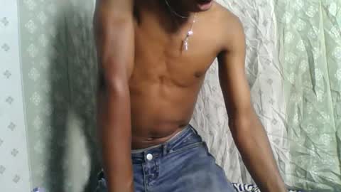 Snapshot of rocardo1510 chatting on 09/17/25, 07:04 rocardo1510 online show from 09/17/25, 07:04