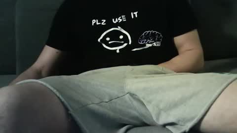 Snapshot of roccki999 chatting on 11/10/25, 07:07 Nick online show from 11/10/25, 07:07