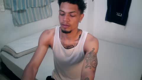 Rocco online show from 10/09/25, 01:20