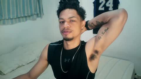 Rocco online show from 11/03/25, 01:01